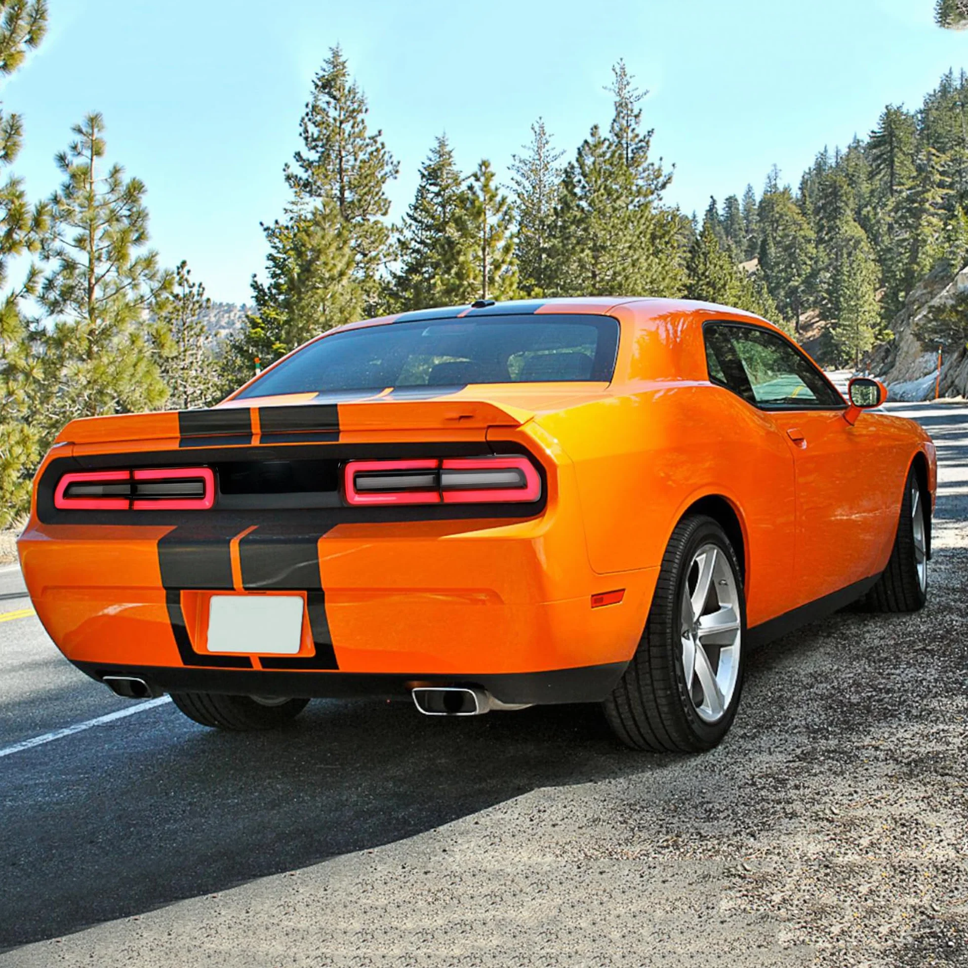 VLAND Czerwone i jasne światła tylne do Dodge Challenger 2008-2014 3rd Gen Pre Facelift zestaw tylnych świateł, strona kierowcy i pasażera